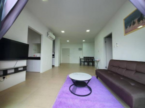 Bunny Homestay 407 Roxy Apartment Kuching